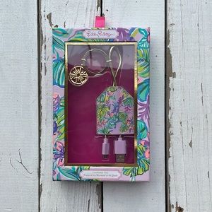 Lilly Pulitzer Charging Tag Mermaid in the Shade NWT